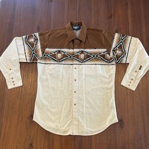 Vintage Brooks & Dunn western shirt with cow skulls and southwest designs.